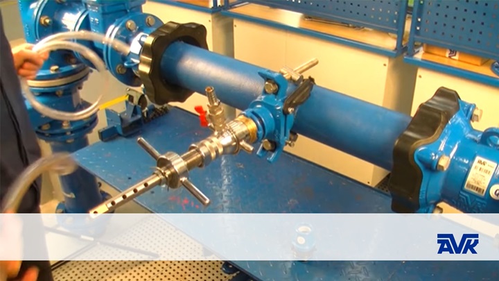 Video showing the features of the Supa Lock tapping saddles - thumbnail